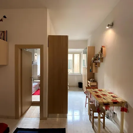 Small And Very Small House Appartamento *